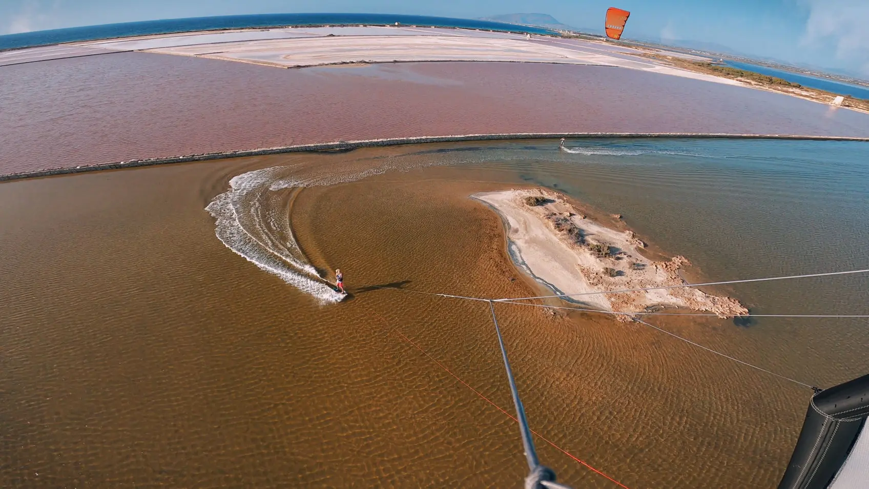 Obozy kite kitesurfingowe na sycylii lo stagnone salinas