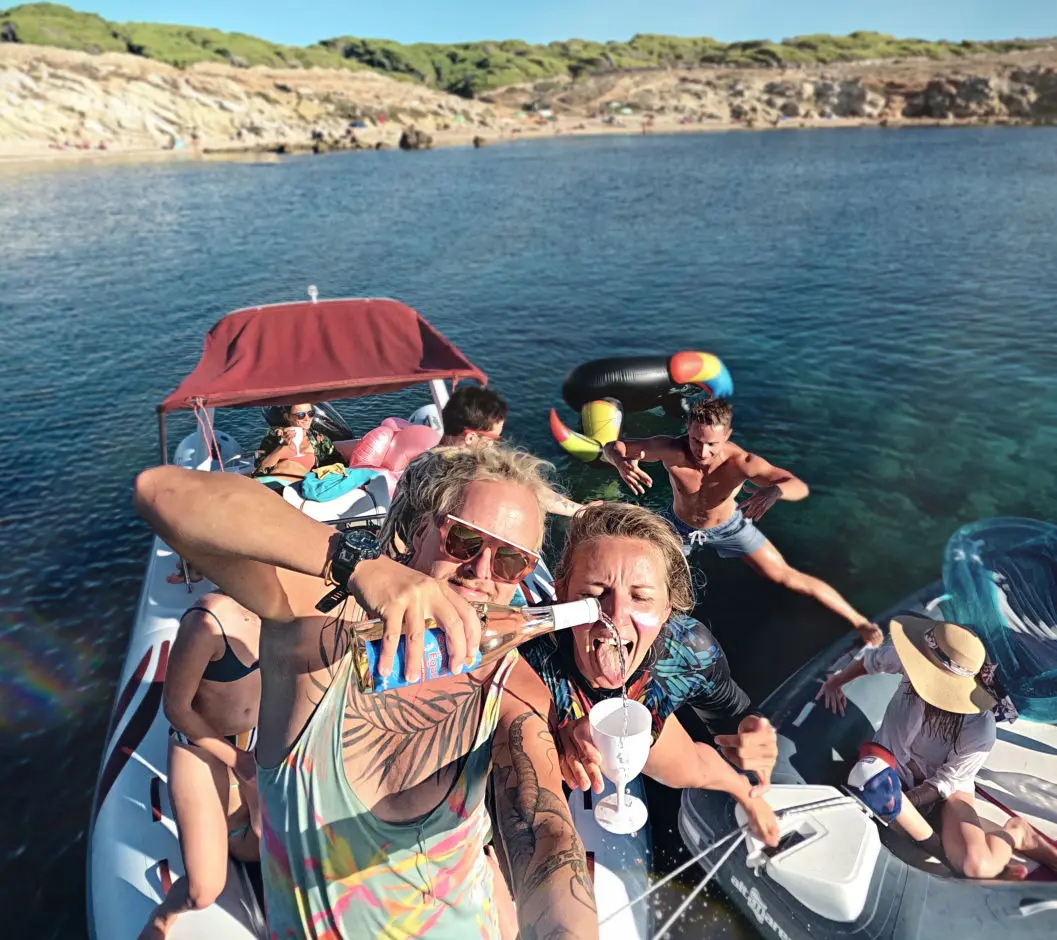 Obozy kite kitesurfingowe na sycylii lo stagnone